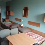 Szkolne Schronisko Mlodziezowe Morena