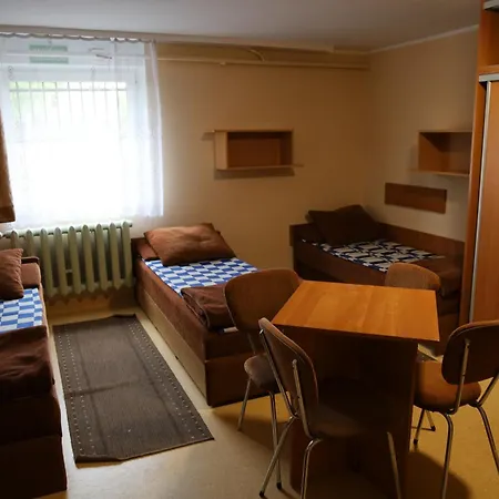 Szkolne Schronisko Mlodziezowe Morena بيت شباب اوشيشنا