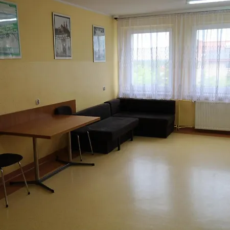 Szkolne Schronisko Mlodziezowe Morena *