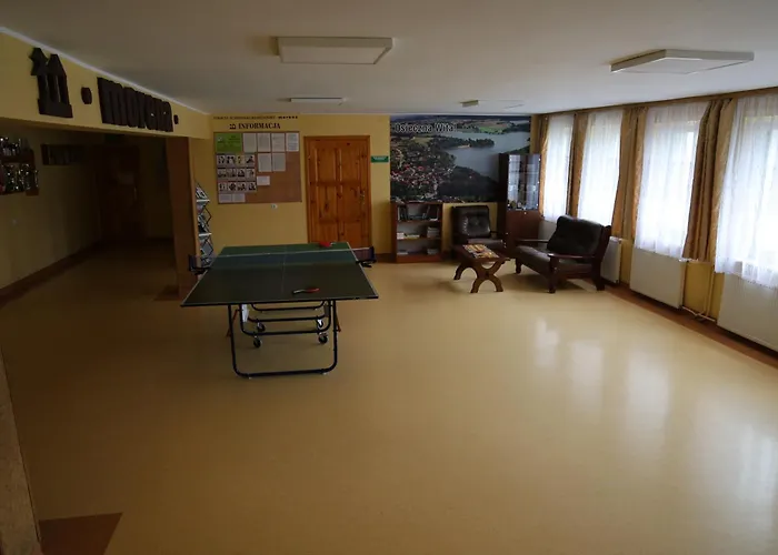 Szkolne Schronisko Mlodziezowe Morena אוז'יז'נה